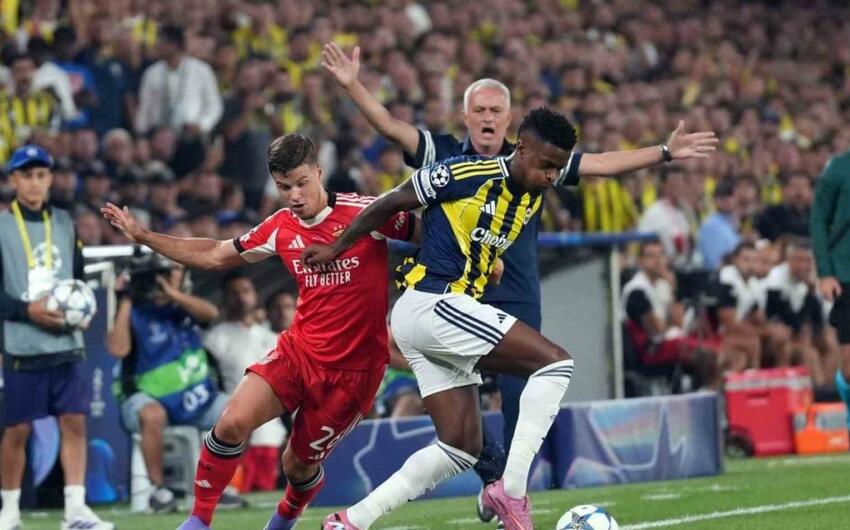 AFFA-nın baş katibinin müavini və sədr "Fənərbağça"nın oyununda - FOTO