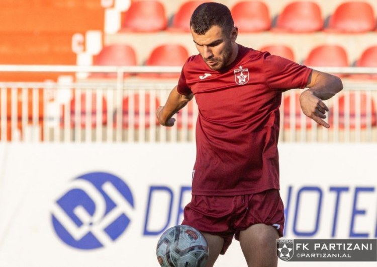 Vüsalın komandası Albaniya çempionatına qələbə ilə başladı