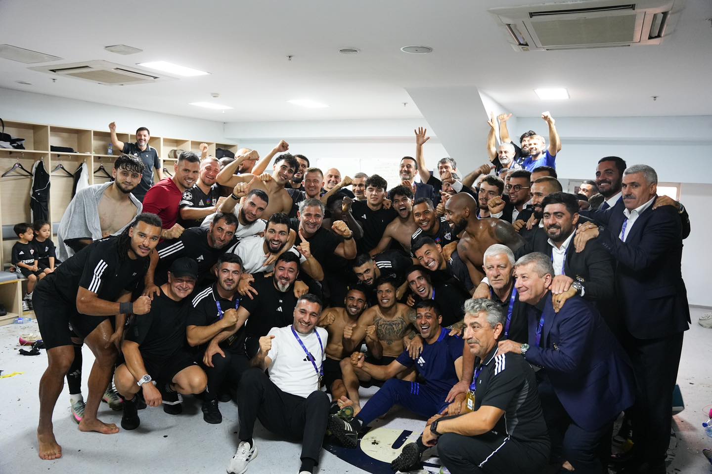 "Qarabağ"ın ev oyunlarını keçirəcəyi stadion müəyyənləşdi