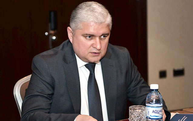 Baş katib Santuşu ifşa etdi: “Futbolçuların günahı yoxdur” - VİDEO