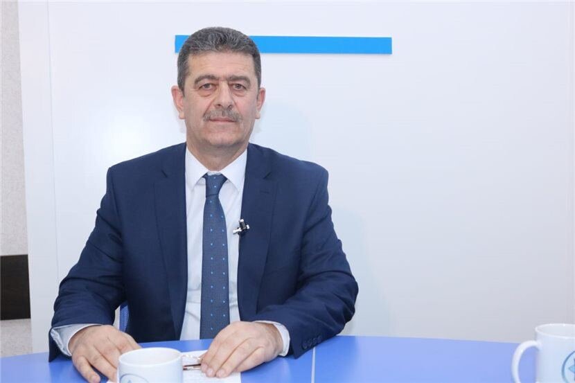 “Stadionları ləğv edib, yerində şadlıq evləri tikmişik”
