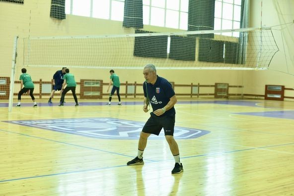 "Uşaqlar dərs çıxarmalı, öyrənməlidirlər" - Azərbaycan millisinin baş məşqçisi