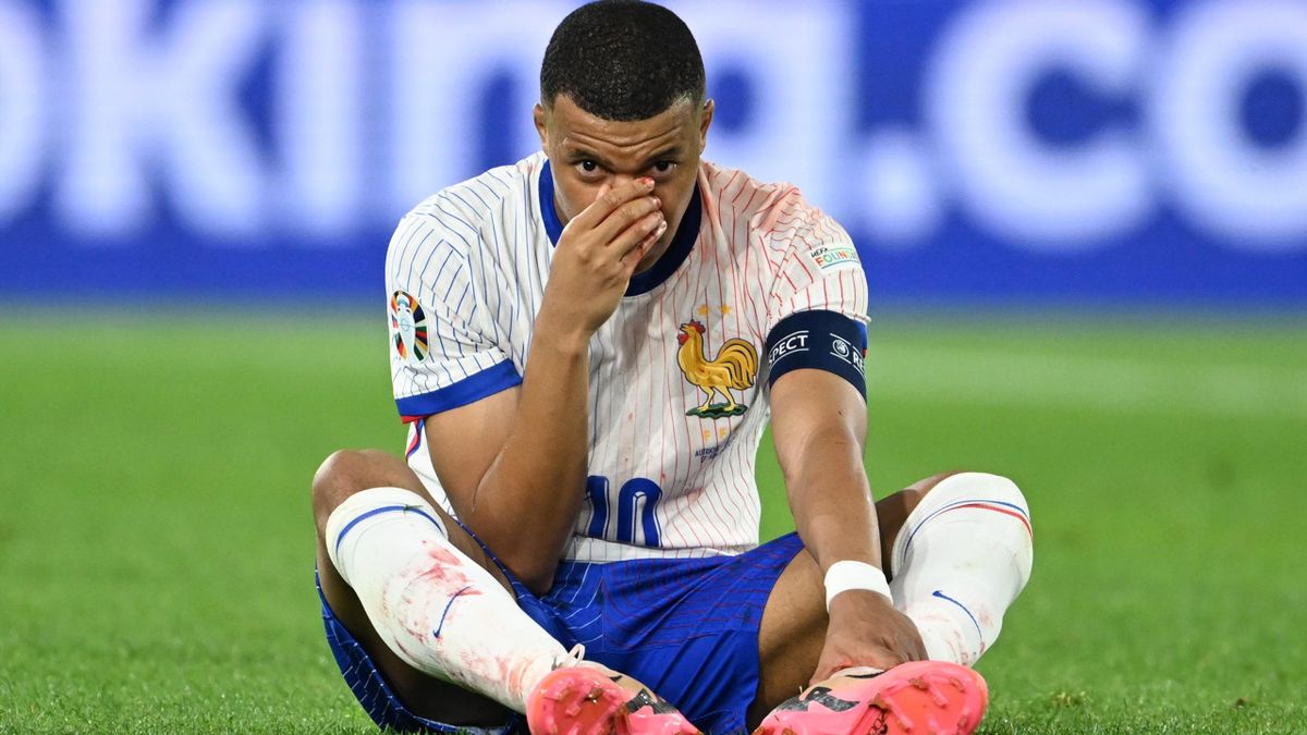Topuq bağlarının dartıldı, Azərbaycan yığması ilə oyunun ilk məşqinə çıxa bilmədi - Mbappe
