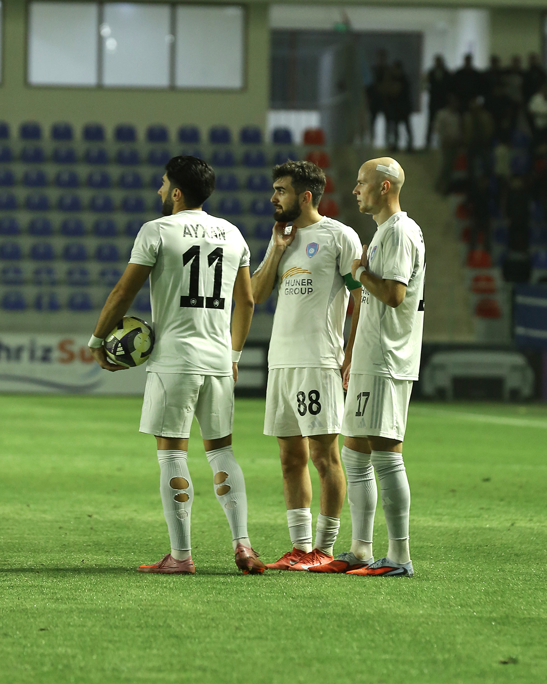 Berdiyev "Turan”da kim(lər)dən qorxur?