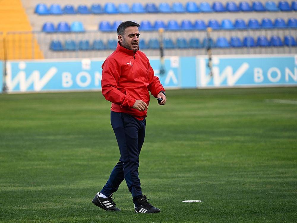 “Bu, mənim üçün üstünlükdür” - Millinin yeni baş məşqçisi