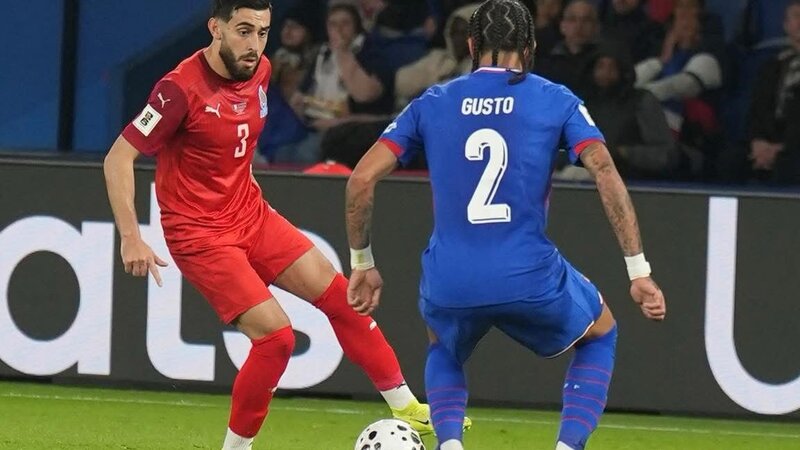 Azərbaycan millisi Parisdə 3 qolla məğlub oldu