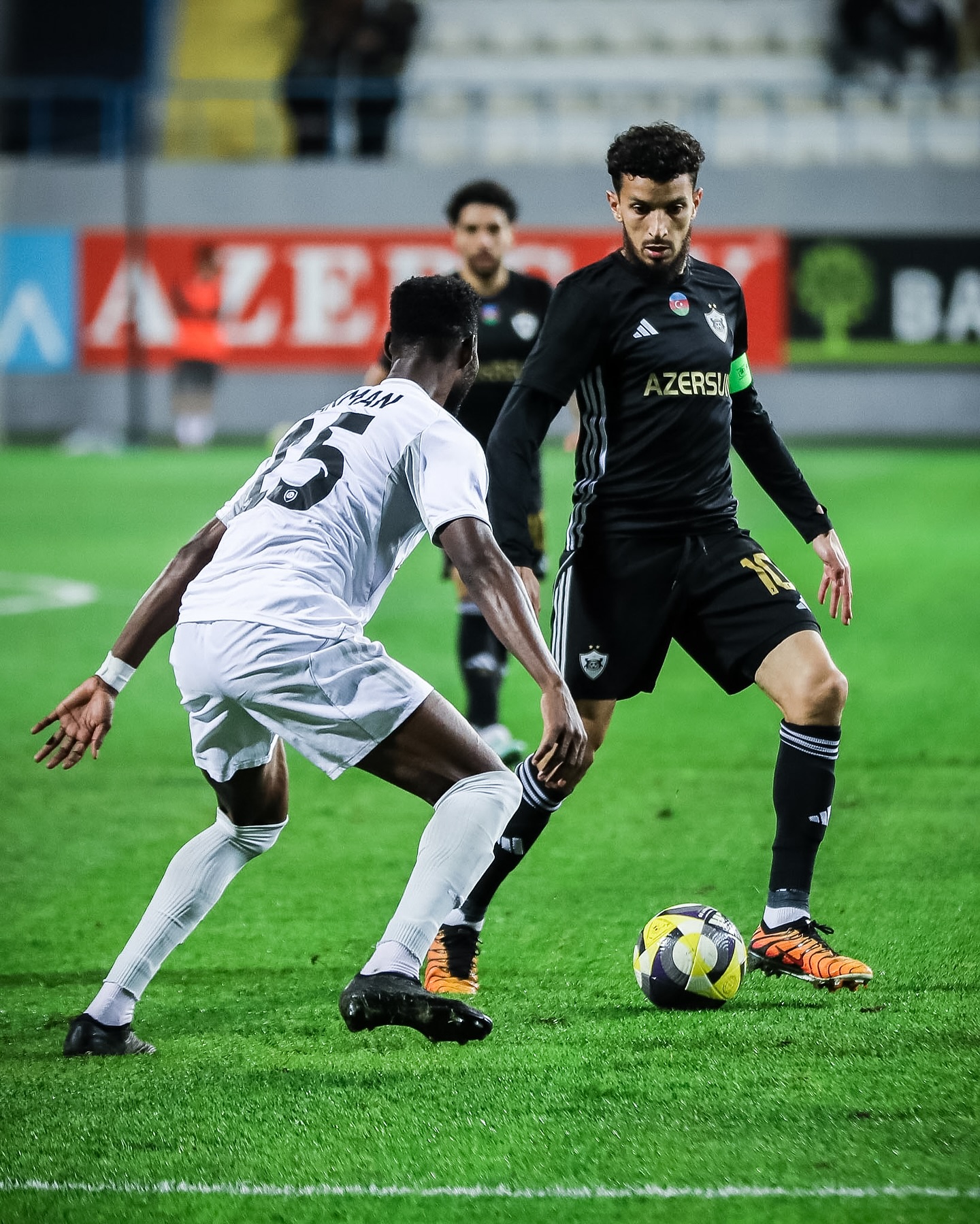 “Qarabağ” iki qolla “Turan”a “həyatı başa saldı” - VİDEO