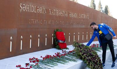 “Kəpəz” Gəncə Memorial Kompleksini ziyarət etdi -