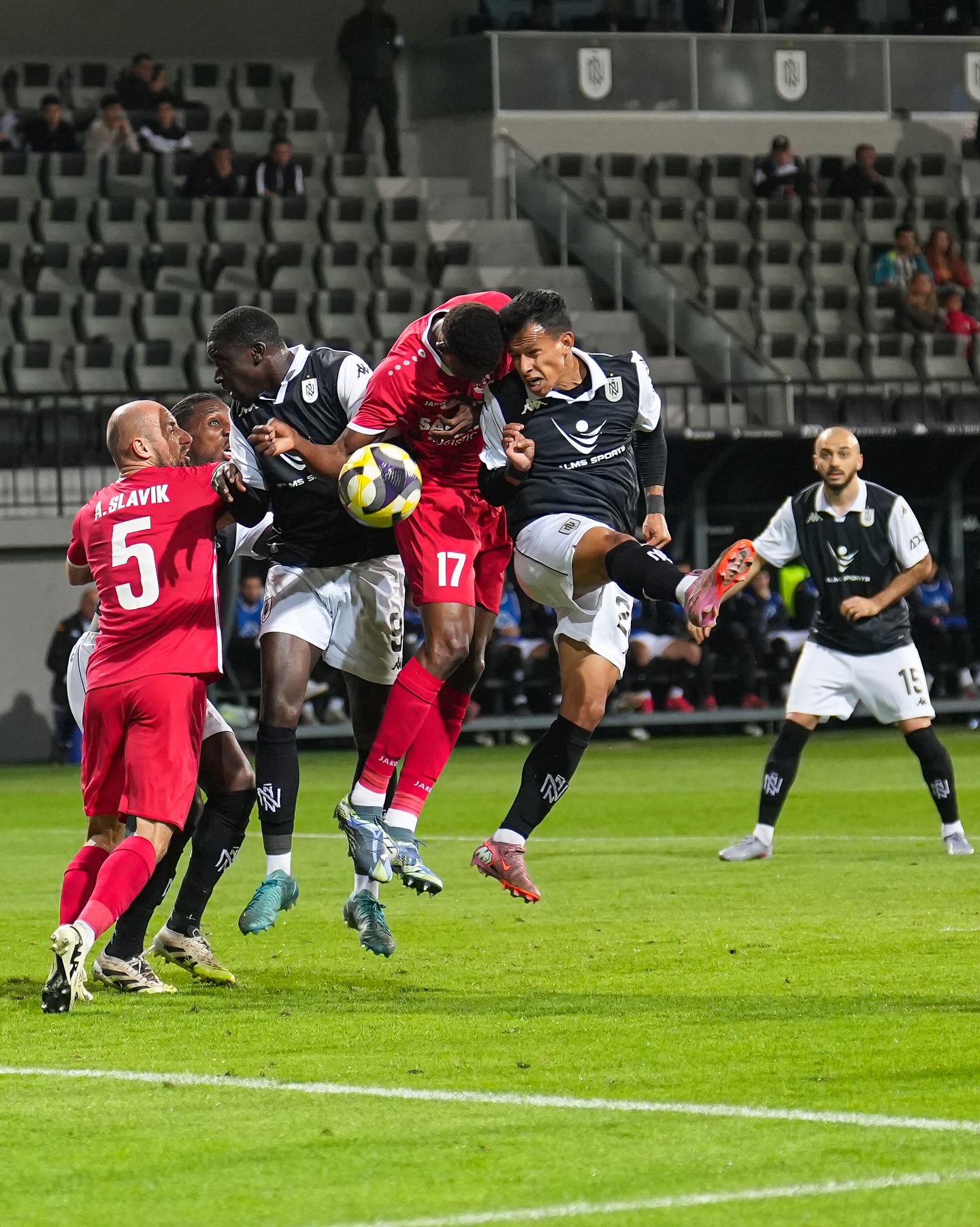 "Neftçi" - "Araz-Naxçıvan" görüşündə bərabərlik, "Sabah"dan inamlı qələbə