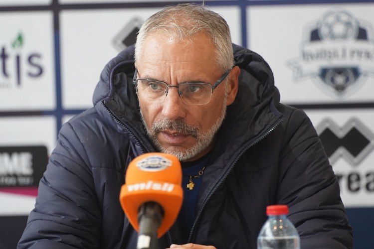 “Biz sürpriz komaandayaıq”