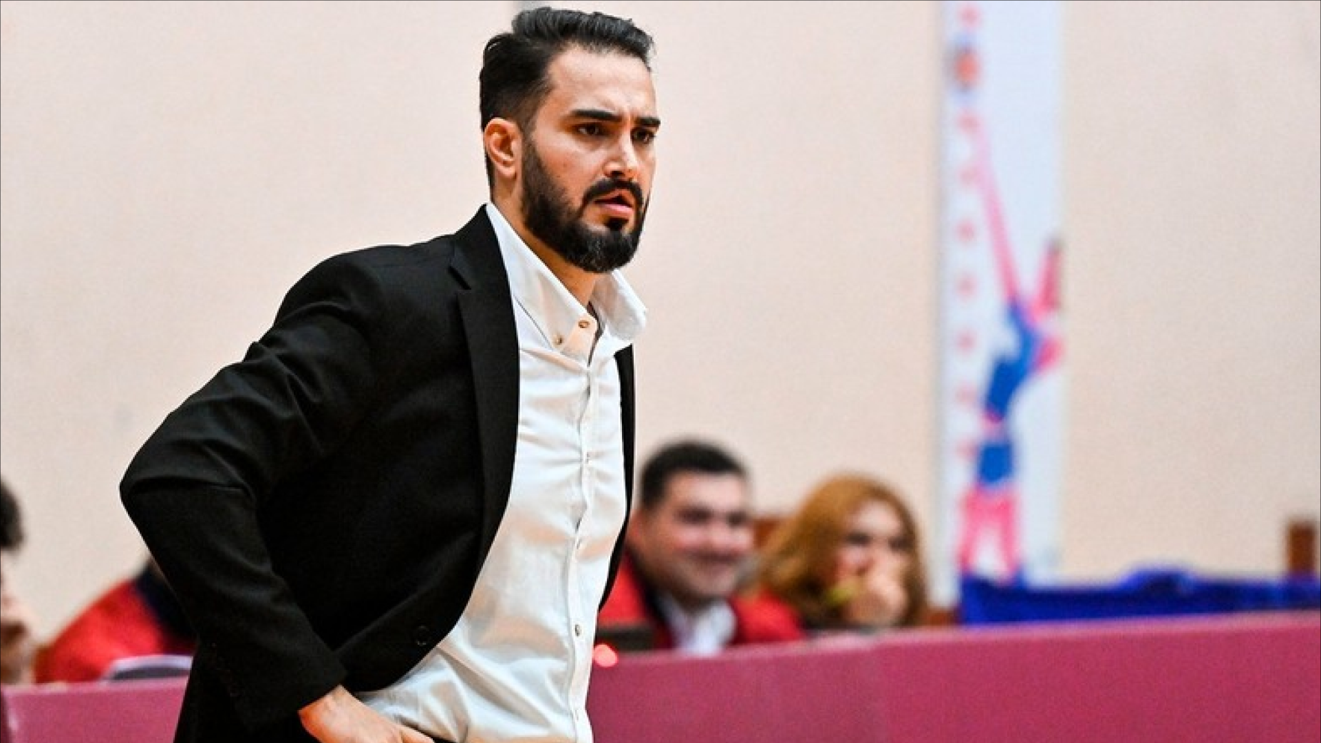 "Sıxıntılı zamandan keçirik"
