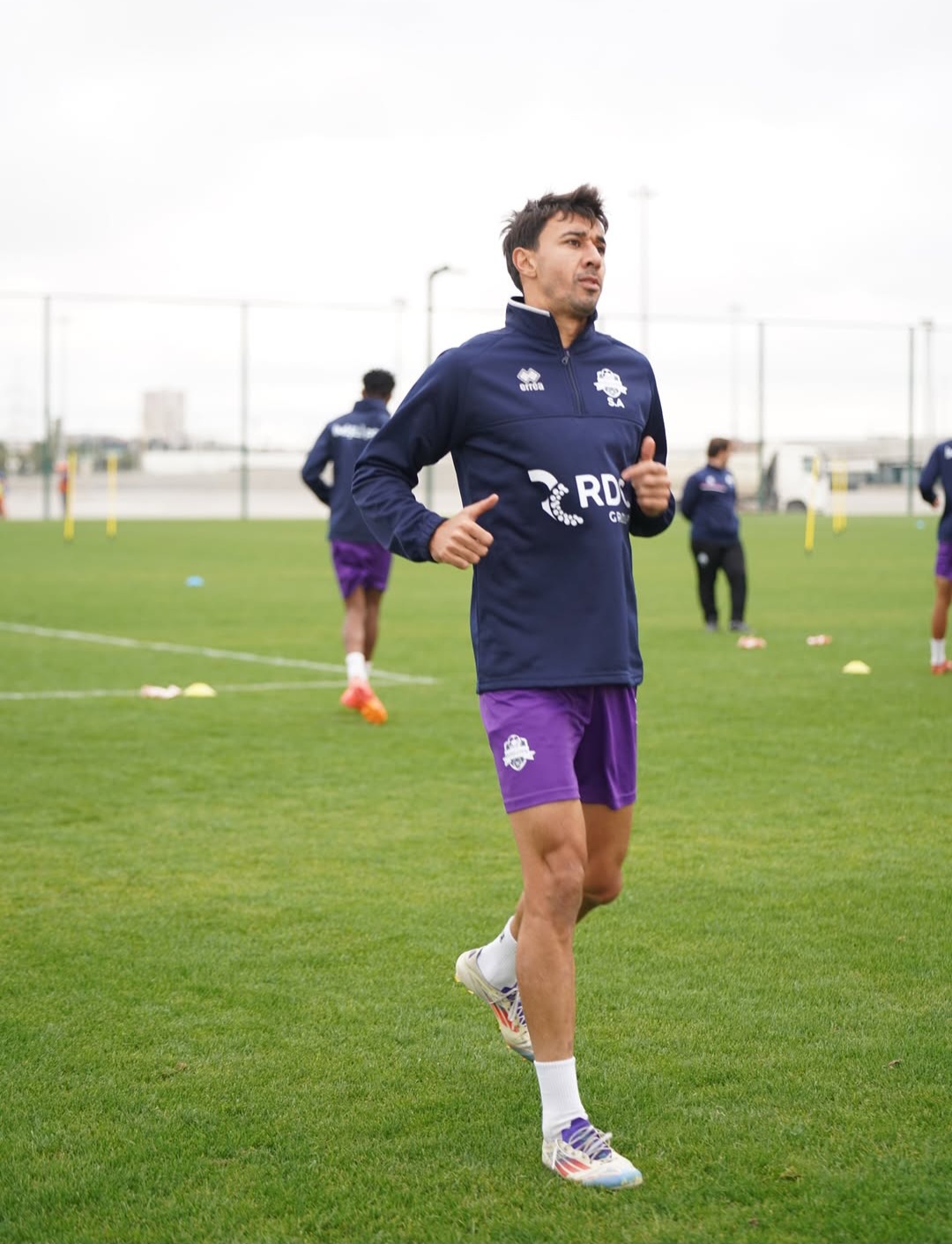 Çıxıb gedən: "Neftçi" ilə bağlı xüsusi şərh vermək istəmirəm"