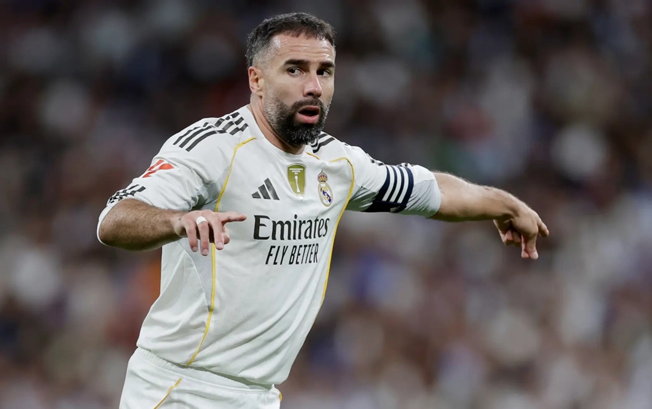 Kapitan sağ dizindən zədə aldı, 2-3 ay meydana çıxa bilməyəcək