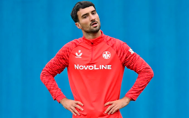 Mahir komandasına vurulan qolu “like” etdi, qalmaqal yaratdı - FOTO