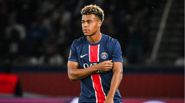 Fransa millisinin vingeri Azərbaycanla oyundan əvvəl problem yaşayıb