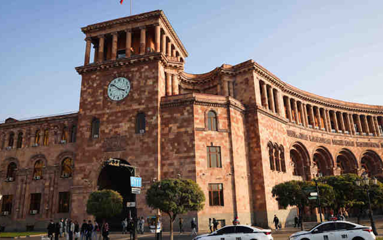 Ermənistanda üç məktəbdə Azərbaycan dili tədris olunacaq