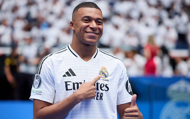 Kilian Mbappe yenə ayın yaxşı oyunçusu seçildi - La Liqada