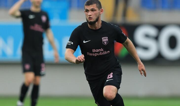 Böyük ümidlərlə transfer olunmuş azərbaycanlı Azərbaycandan yola salınır?