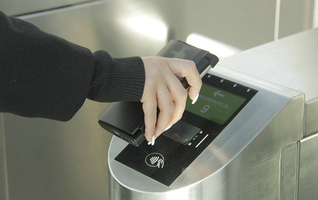 Artıq metroda bank kartı ilə ödəniş mümkün oldu