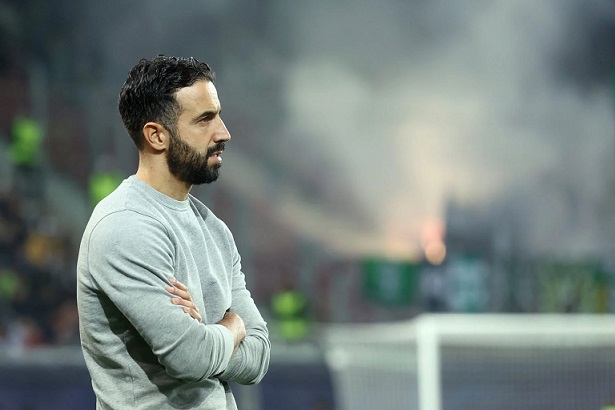 Premyer Liqada oktyabrın ən yaxşı baş məşqçisi kim oldu?