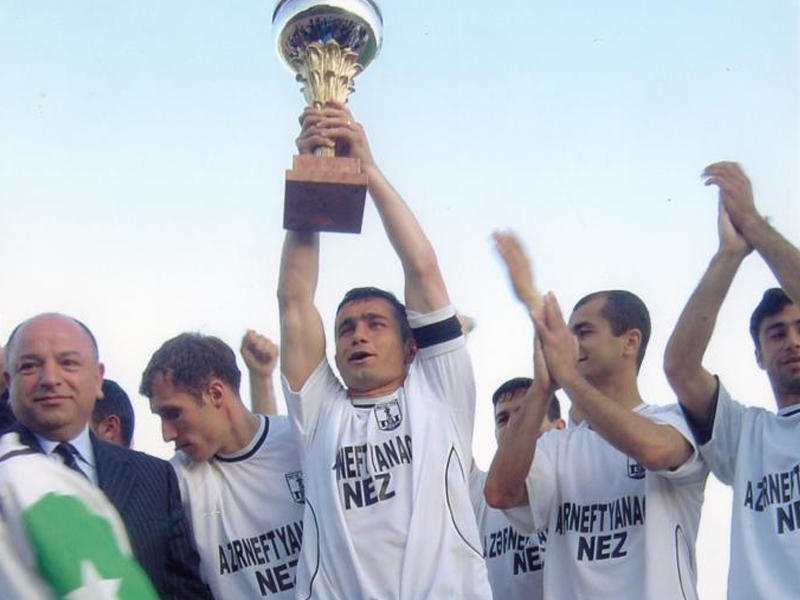 Qurban Qurbanov “Neftçi”də - “Qarabağ”ı iki dəfə üzüb