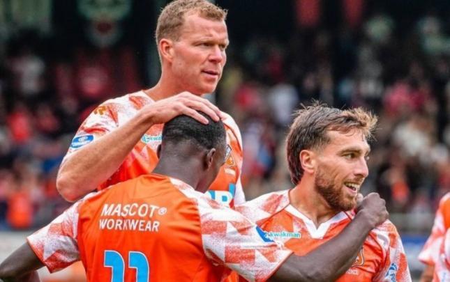 Millimizin vingeri Niderlandda oynadı, komandası qalib gəldi