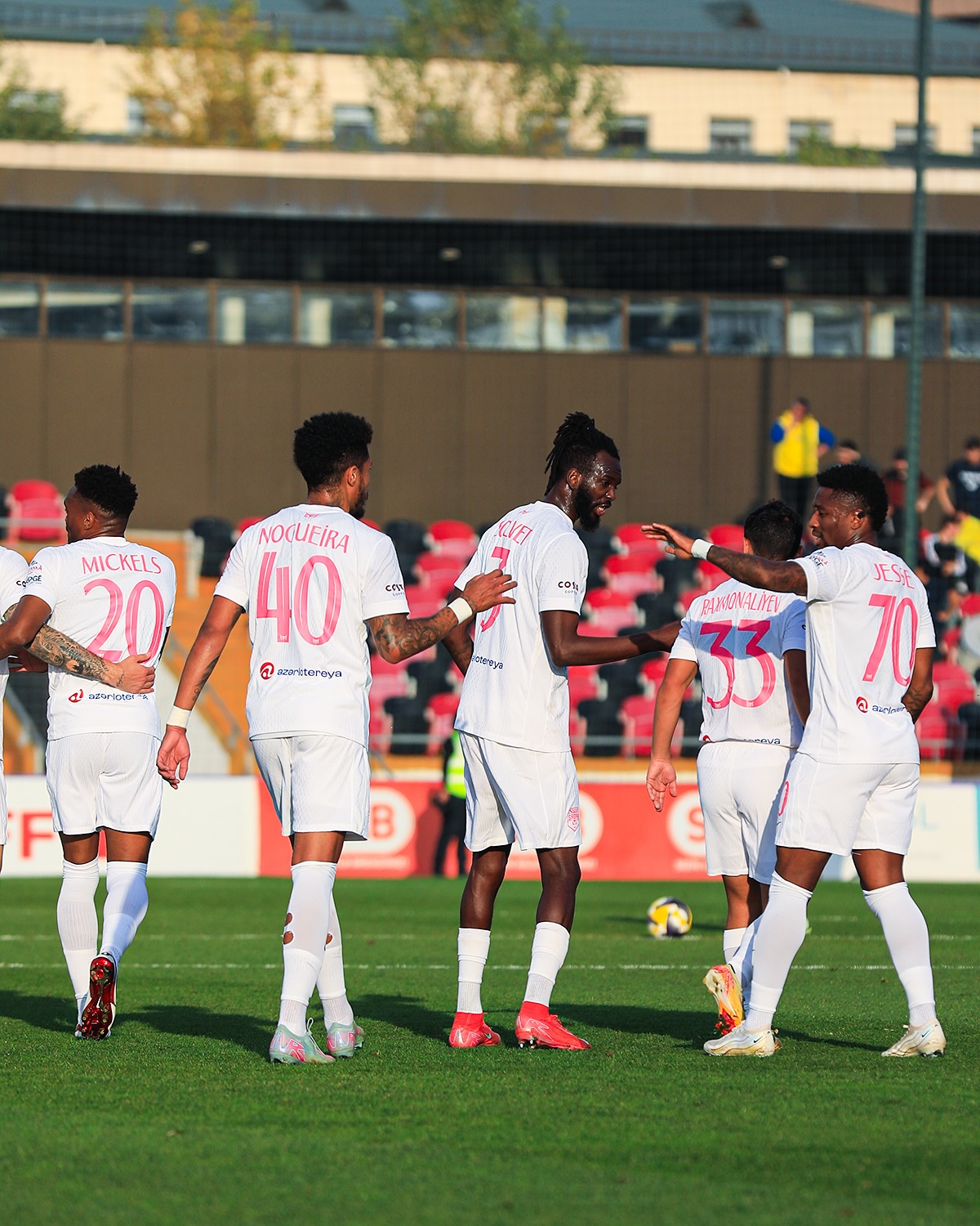 Azərbaycanda çalışan əcnəbinin digırlərindən fərqləndirən cəhət - O, bunu etiraf etdi!