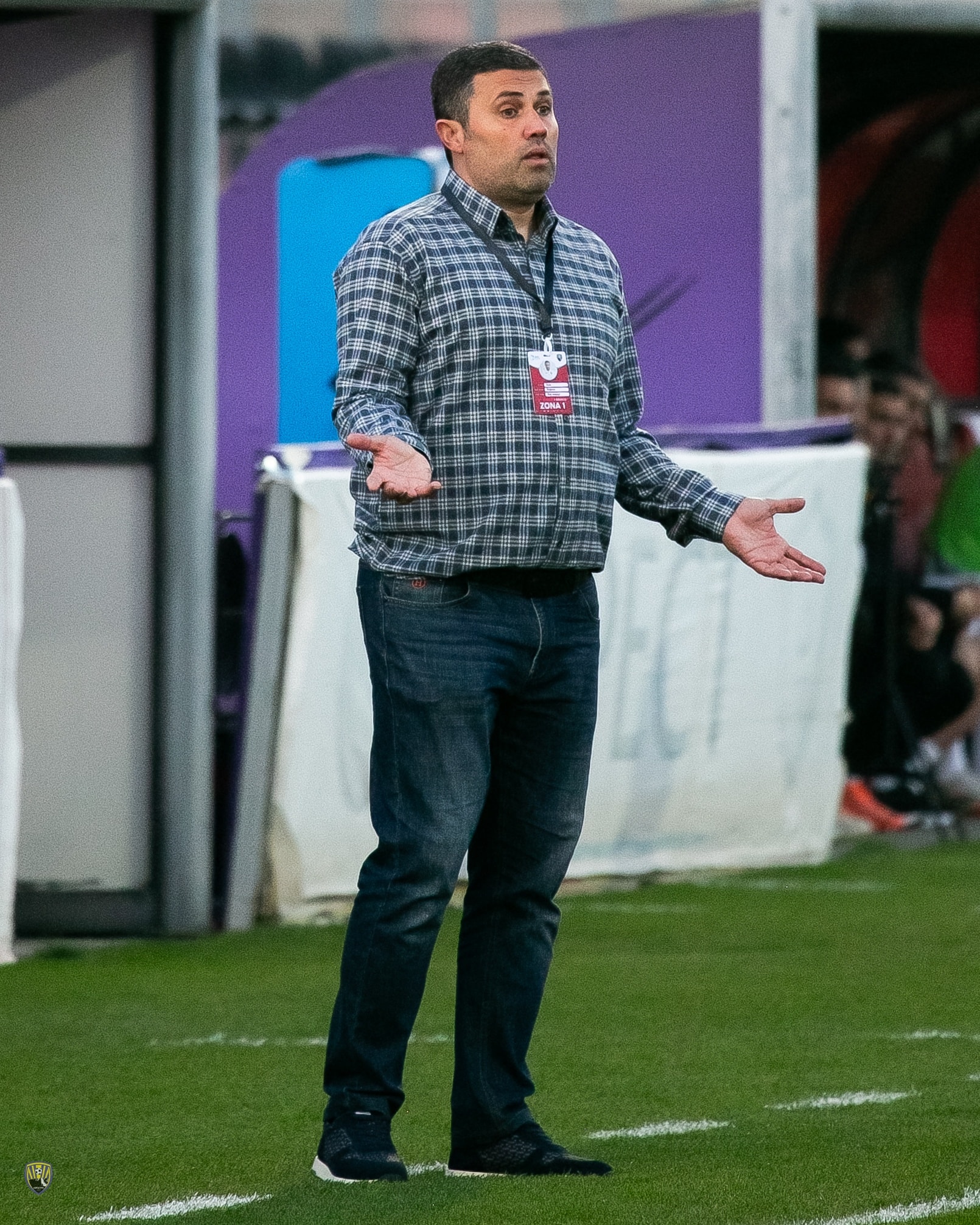 Tələsir yenə - Nə olub, qoy, səhər açılsın da bir…