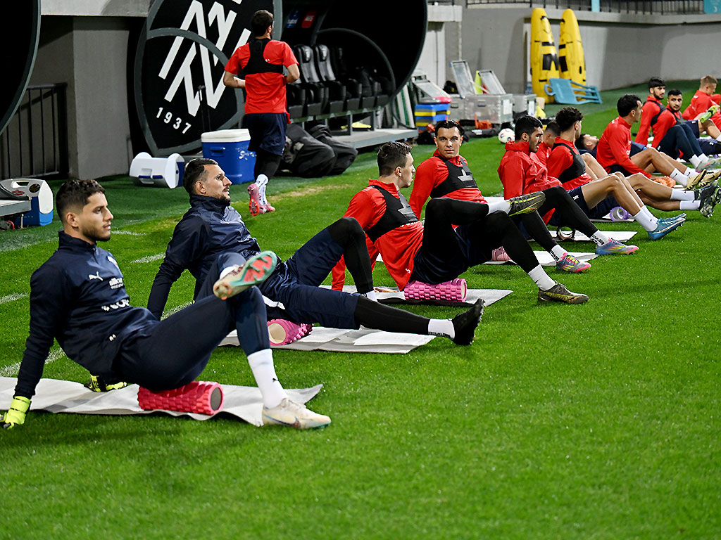 Milli müzakirəyə çıxarıldı: Kimlər kənarda qaldı? - VİDEO