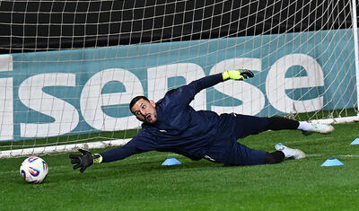 AFFA-nın baş katibi millinin futbolçularını tək buraxmadı -