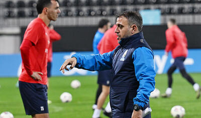 AFFA-nın baş katibi millinin futbolçularını tək buraxmadı -