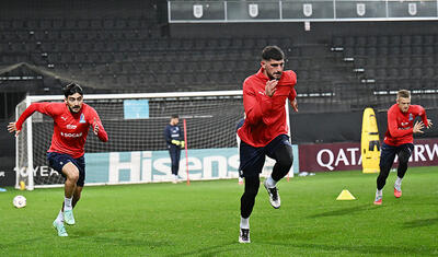 AFFA-nın baş katibi millinin futbolçularını tək buraxmadı -