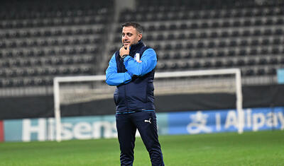 AFFA-nın baş katibi millinin futbolçularını tək buraxmadı -