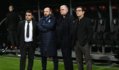 AFFA-nın baş katibi millinin futbolçularını tək buraxmadı -