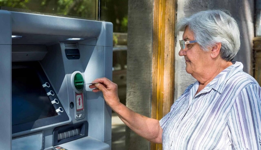 Azərbaycanda pensiya məbləği dəyişəcək - QANUN