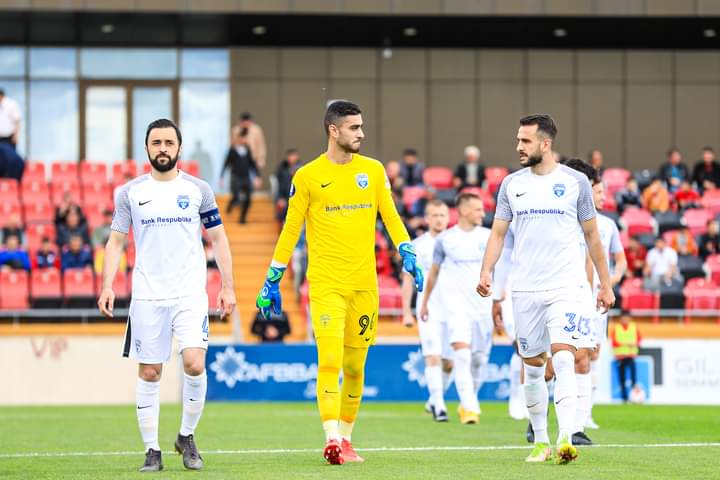 Xaricdən qayıdan qapıçı Premyer Liqa klubu ilə anlaşdı