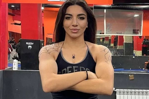 Bakıda məhkəmə restoranda dava salan  qadın kikboksçunun şikayətini rədd etdi