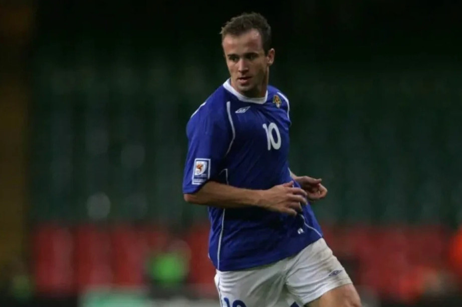 "Azərbaycanlı futbolçuların tərəddüdlə oynadığını müşahidə etdim"