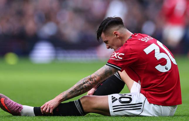 Zədə aldı, 1 ay oynamayacaq - “Mançester Yunayted”in hücumçusu