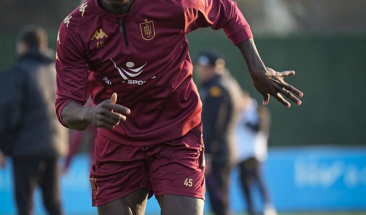 Abubakarın özüylə “Neftçi”yə gətirdiyi məşqçi Azərbaycanda qalmadı