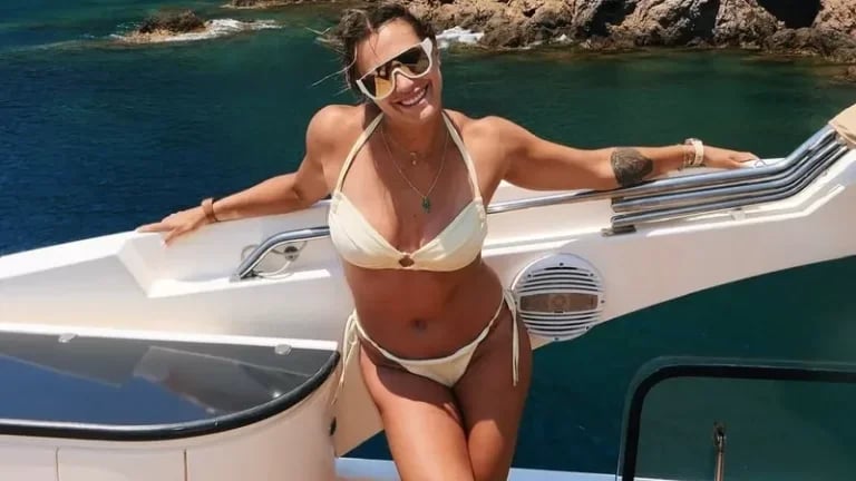 “Bir nömrə” dincəlmək üçün bu adanı seçdi - FOTO