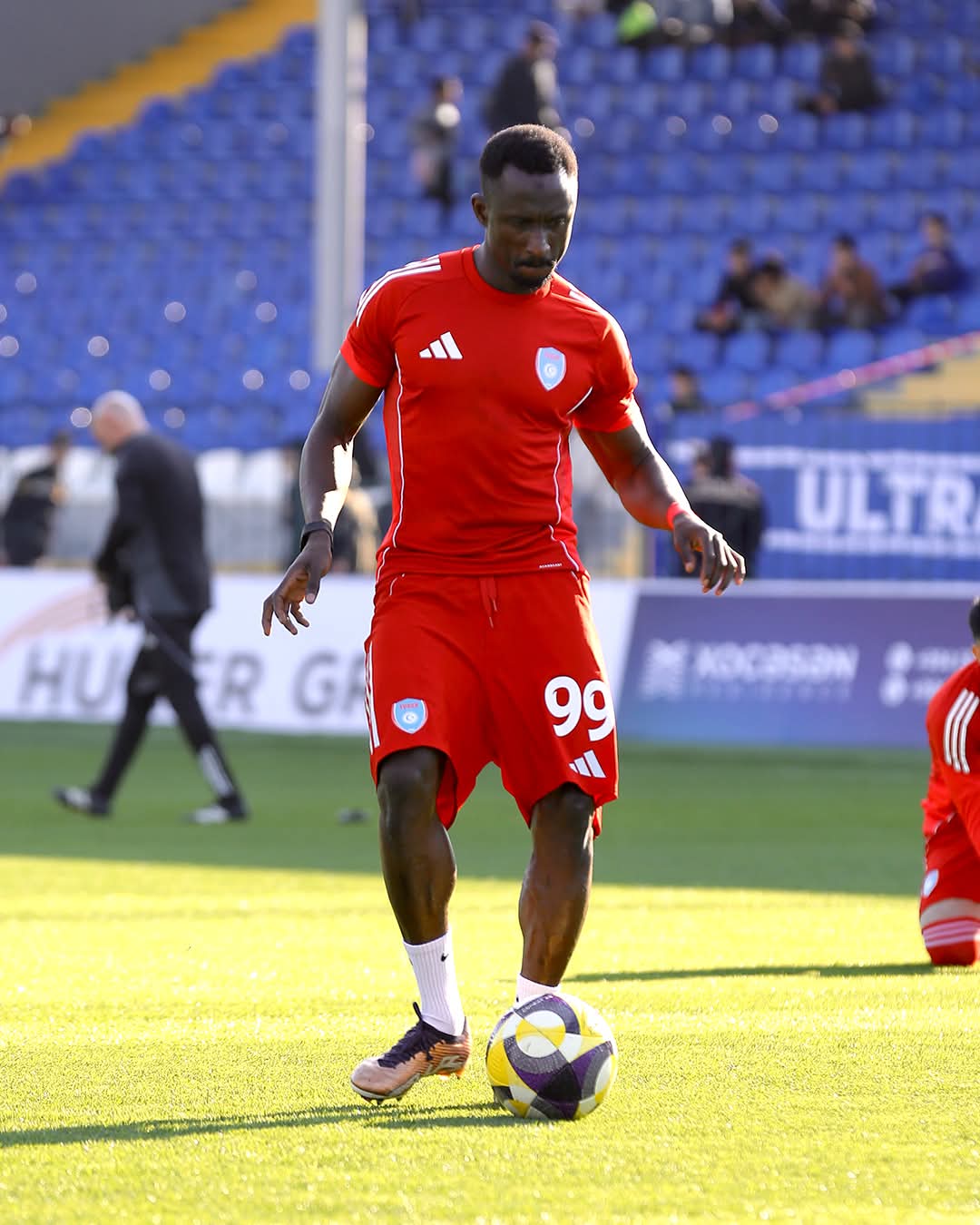 Qurban Qurbanovun üz çevirdiyi, bölgə klubunun qapılarını açdığı legionerin gününə BAXIN!