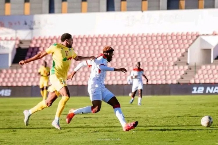 "Neftçi" və "Sumqayıt"ın legionerləri oynadı, Felipe Santos yox