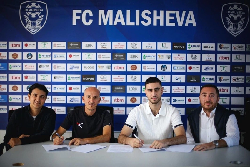 “Maaşlar verilmədi, mən yalnız hər şey razılaşdırıldıqdan sonra bura gəldim”