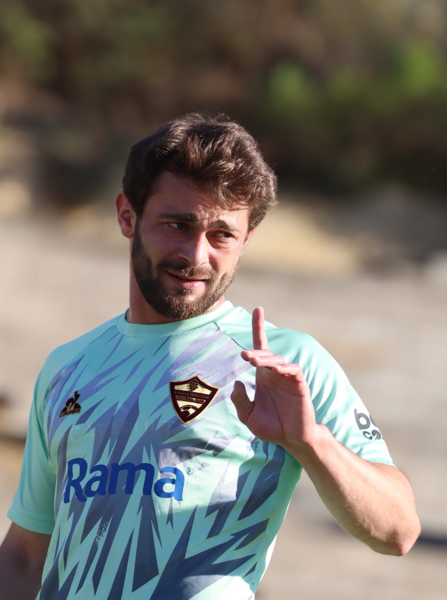 “Bəzən elə qərarlar verirlər ki, adam deməyə söz tapmır”