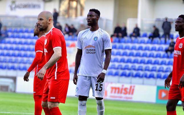 “Turan” Sumqayıtda məğlubiyyətdən qaçdı - VİDEO