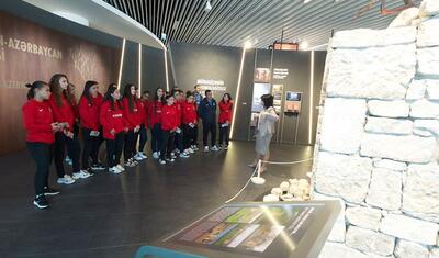 Millimizin qızları Zəfər Muzeyini ziyarət etdi -