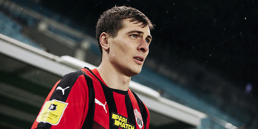 “4-5 ay maaş almadım, ona görə də müqaviləni ləğv etməli oldum''