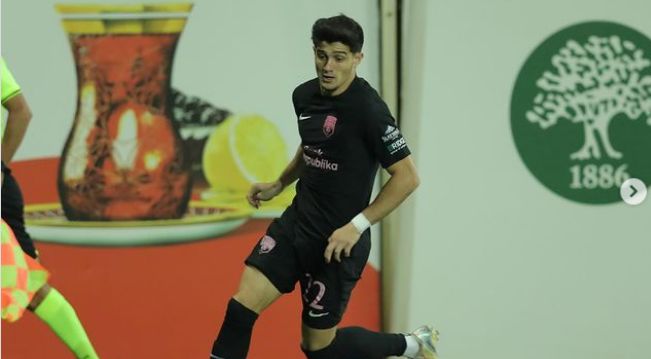 İcarəsinə iyirmi min ödənilmiş müdafiəçi daha Berdiyevə lazım olmadı