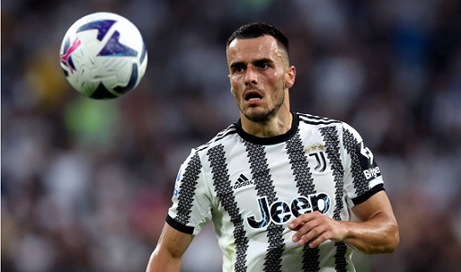 “Yuventus”dan yeni müqavilə gözləyir - Serbiyalı